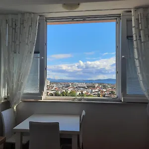  Apartament Kiki With A Sea View, Free Wifi, For 2 Persons